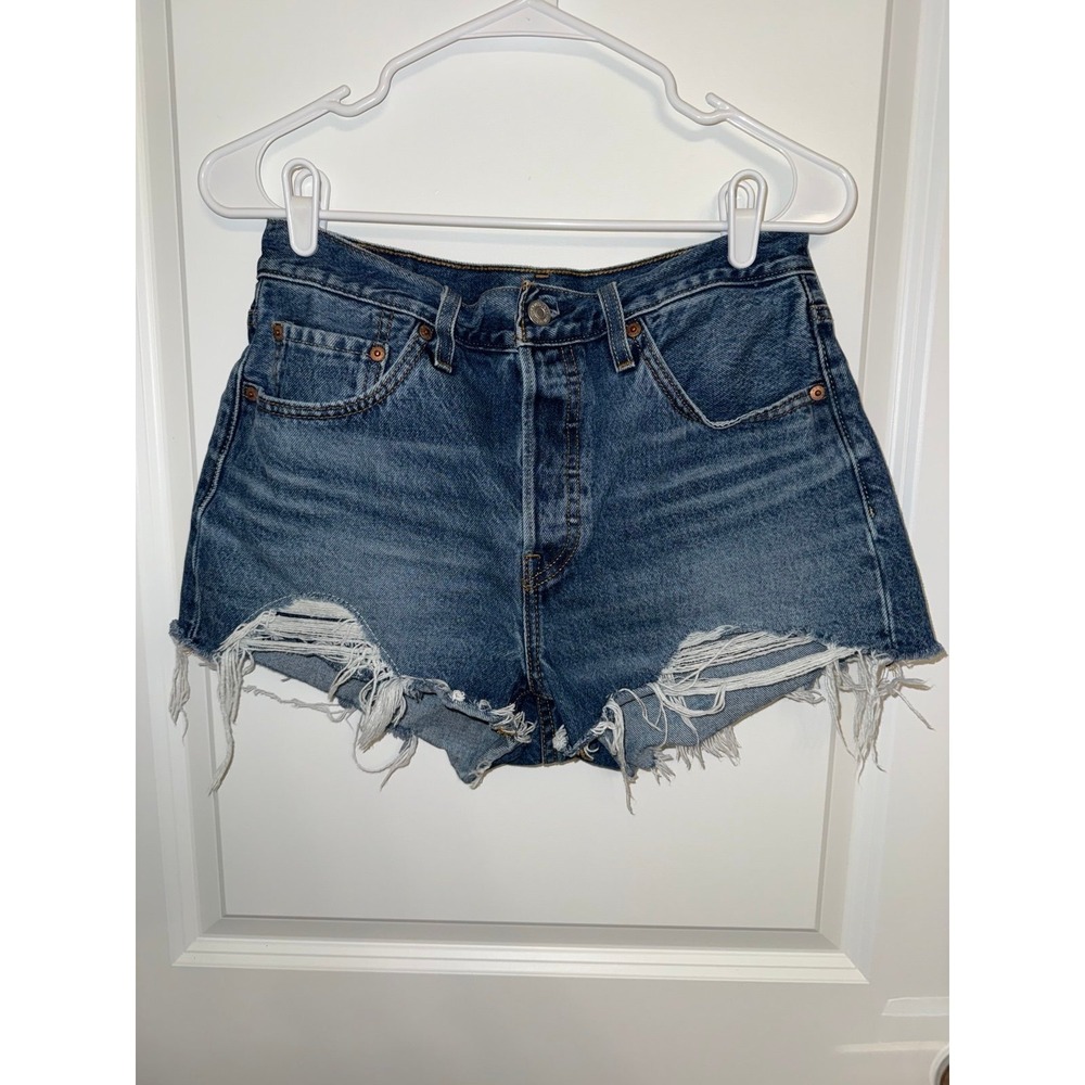 Levi's 501 Denim Shorts Size 28